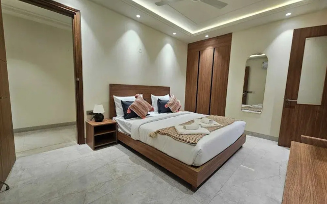 Dwellr Luxury Stays