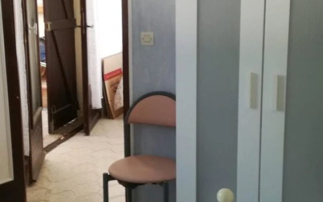 Apartment With one Bedroom in Saint-laurent-des-arbres, With Enclosed