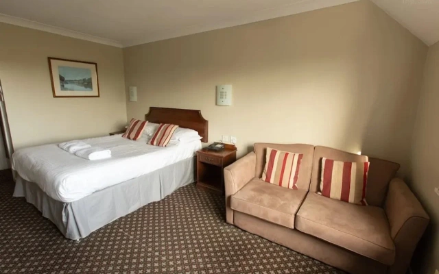 The New Chichester Hotel
