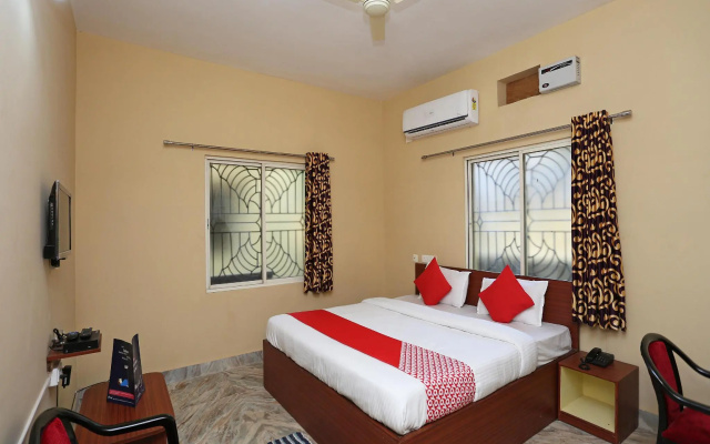 OYO 12756 Elite Stay