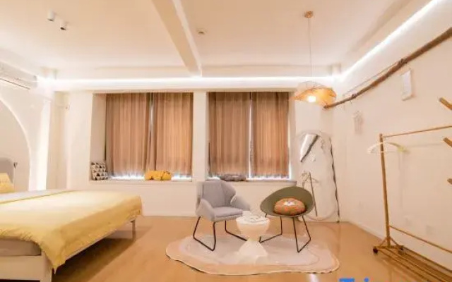 Xuzhou Huajian Homestay (Xingshanzi Subway Station)