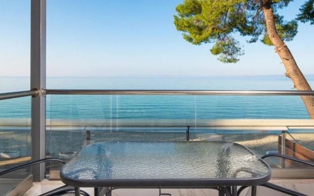 Flegra Beach Hotel