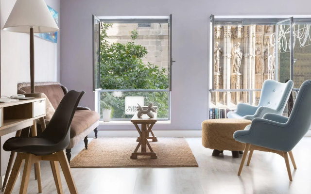 Puerta Catedral Studios