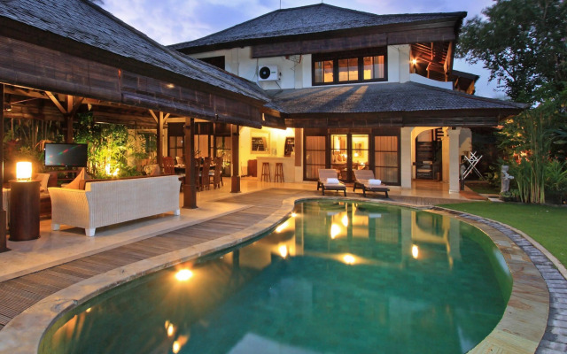 Adelle Villas Seminyak Bali - 3 Bedroom Villas