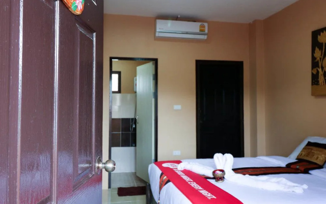 Nida Rooms Padet Sala 45