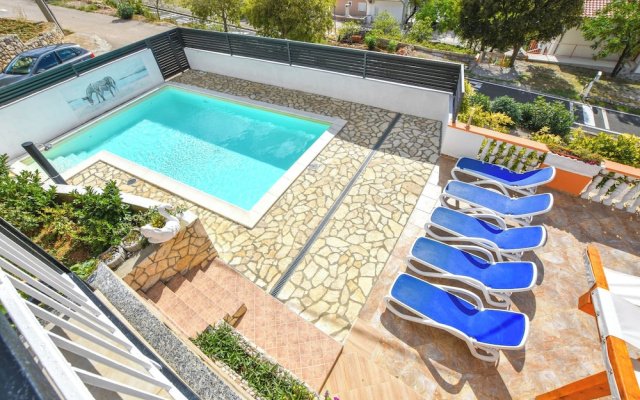 House Rovana