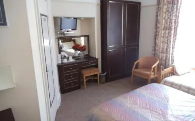 Thalatta Guest House