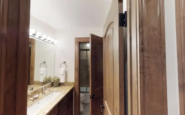 Lionshead Village - Montaneros 1 Bedroom