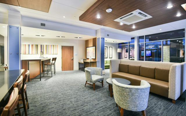 Holiday Inn Express and Suites-Lehi - Thanksgiving Point by IHG
