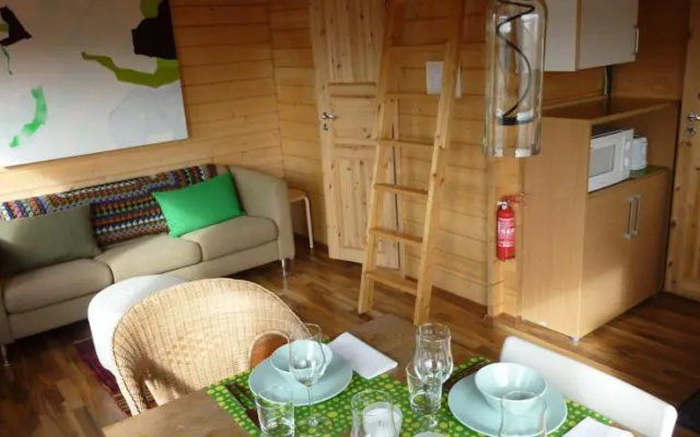 Sel Holiday House