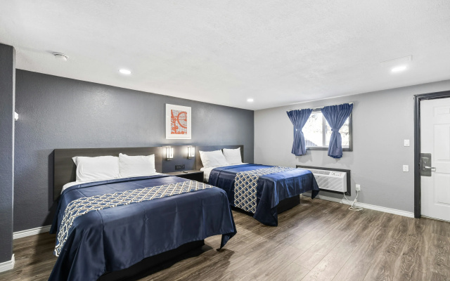 Western Inn by Capital O Cleburne TX