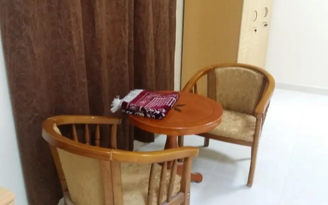 Alafeeh Corniche Hotel Apartments