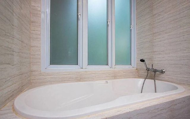 Moonscape Villa 204