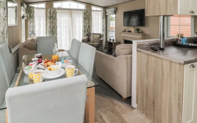 Lemon Tree Lodge