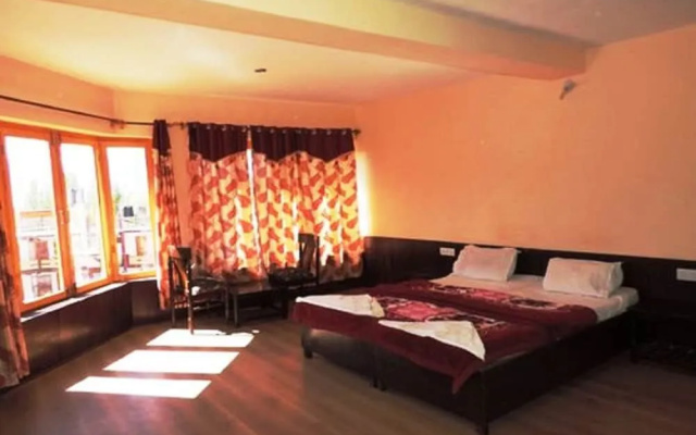 Hotel Kanika Himalayanview