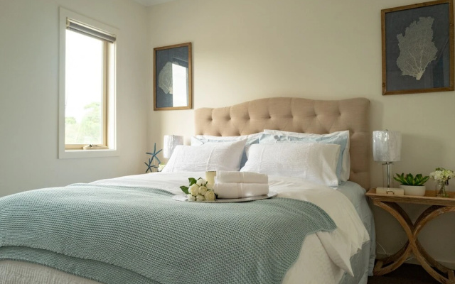 AUJOY 4 Bed  Townhouse Glen Waverley