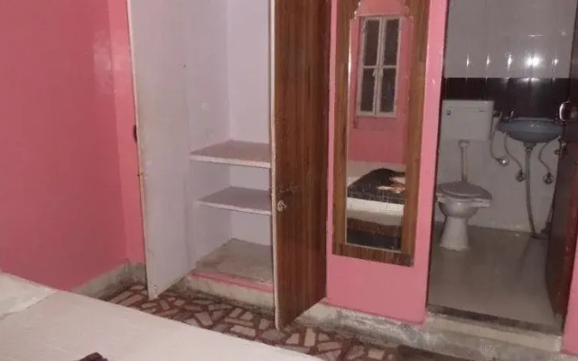 Hotel Gajraj Bari