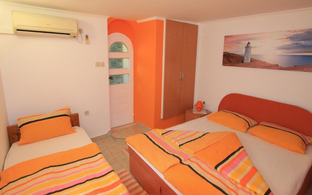 Apartment Colic