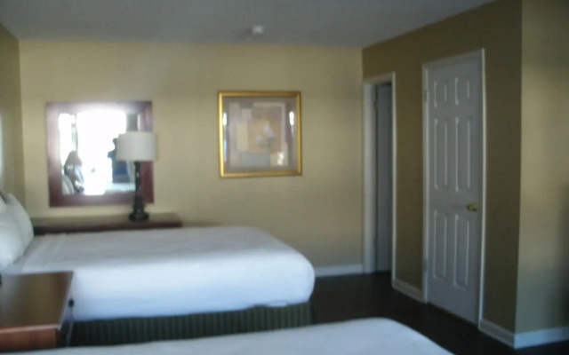 The Admiralty Suites & Inn Memphis Millington