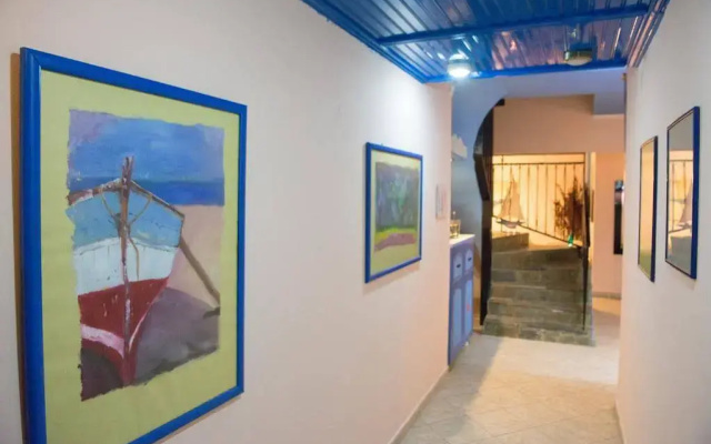 Mania Rooms and Studios