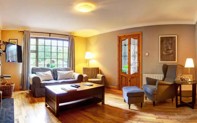Woodside Lodge