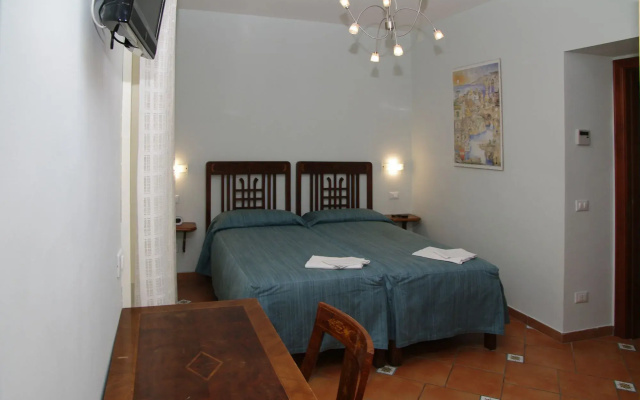 DolceVita Sorrento Guest House
