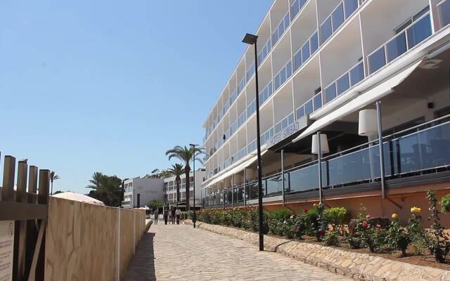 Hotel Simbad Ibiza & Spa вид на фасад