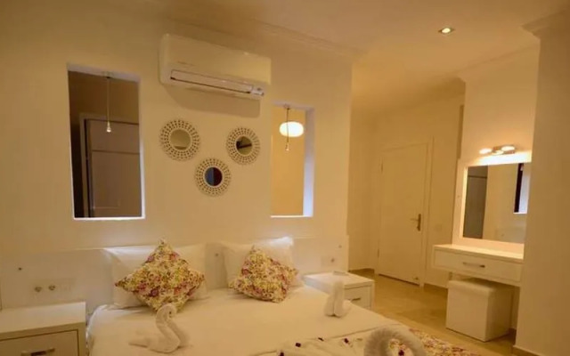 Villa Oscar Uzumlu