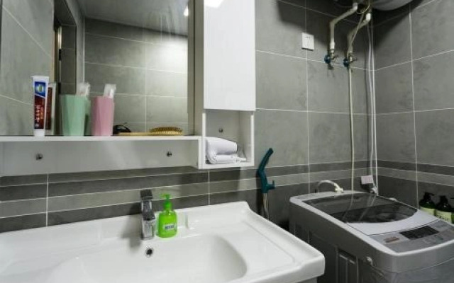 Xi'an Beilin·Yongning Gate· Locals Apartment 00140400