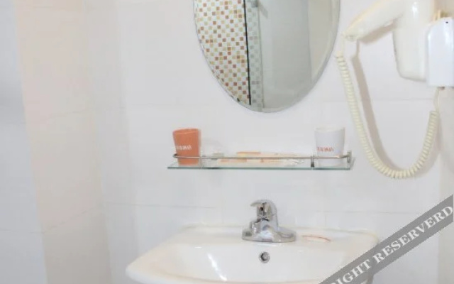 Homeinn Pebble Hotel (Guangyuan High-Speed Railway Station Nanhe Bus Station)