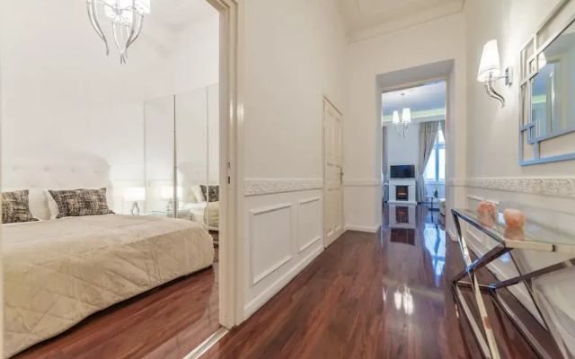 Music Academy Bedroom Suite Café Vian Apartman Kft