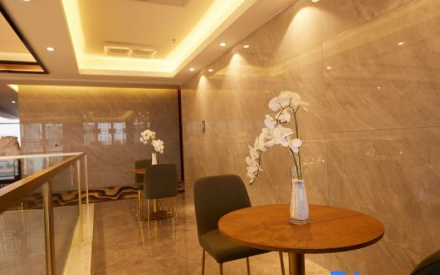 Junang Xingguang Hotel