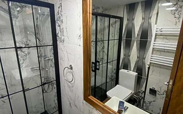 Alma Port Suites