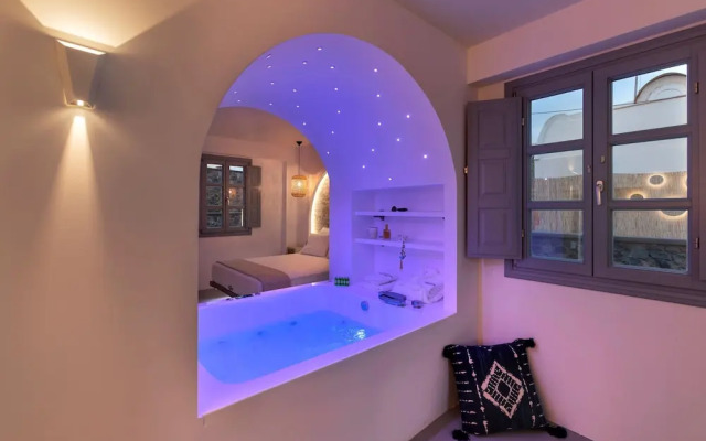 BlackStone Luxury Suites