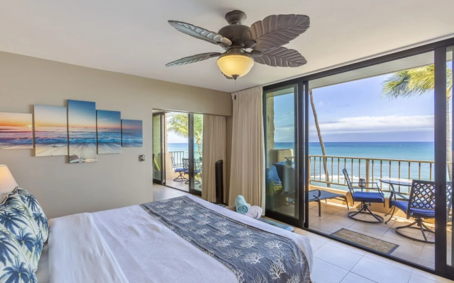 Beachfront Maui Penthouses