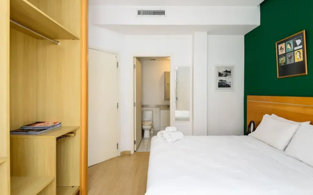 Omar do Rio - Apartamento SB703