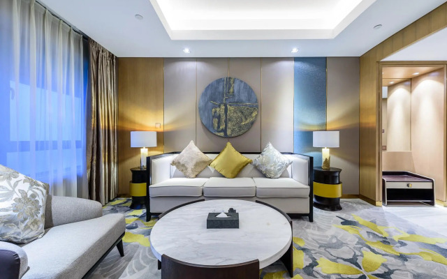 Delphi Sky Hotel