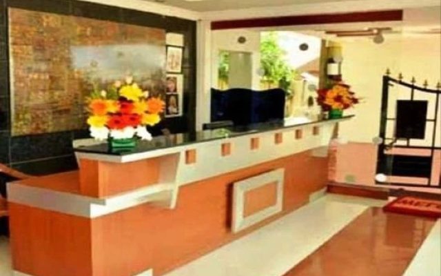 Ramanas Inn