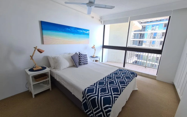 Absolute Beachfront with Views 2BR Apt