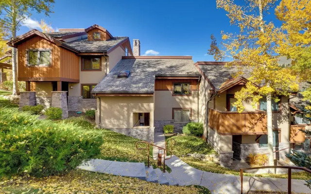 Slopeside Snowmass Townhome w/ Mountain Views!