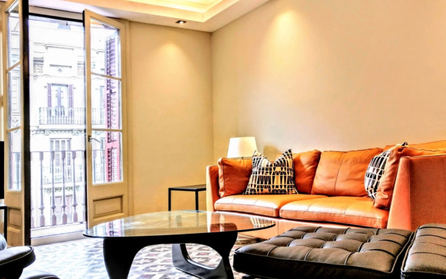 3br Modernist Pg de Gràcia high ceilings - Dandi
