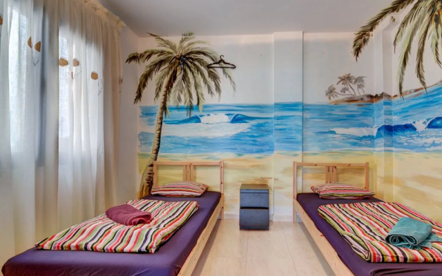 Red Star Surf - Hostel