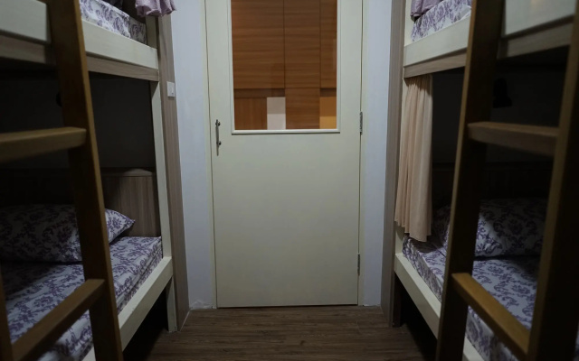 The Victory View - Hostel - Adults only