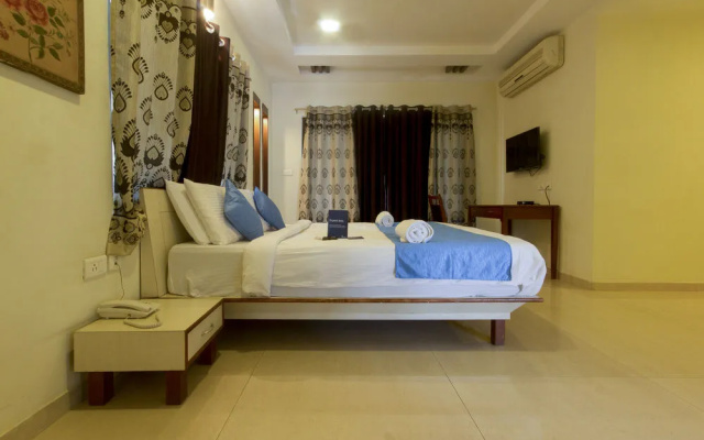 FabHotel Empire Deluxe SafdarjungEnclave
