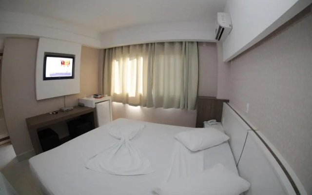 Nayru Hotel