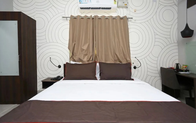 Collection O 19529 Hotel Bhinna Sakala