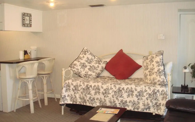 Beach Shell Inn