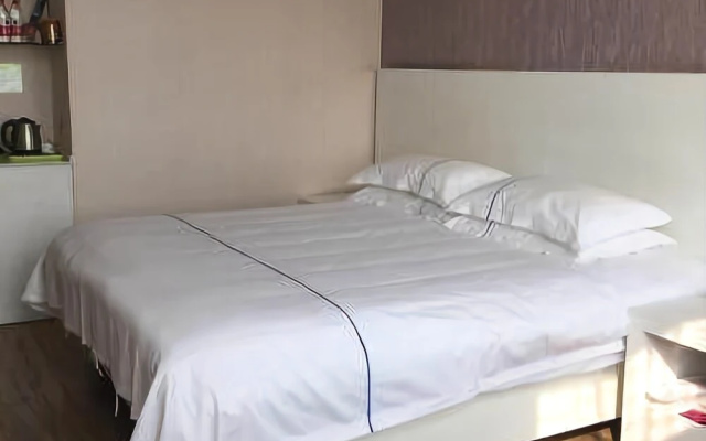 Chaohu Pinshang Holiday Hotel
