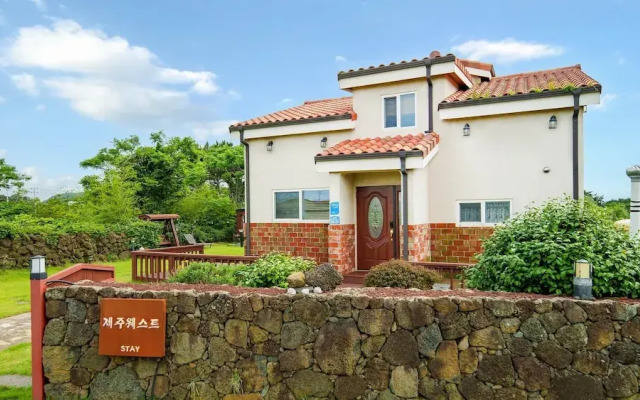 Jeju West Dokchae Pension