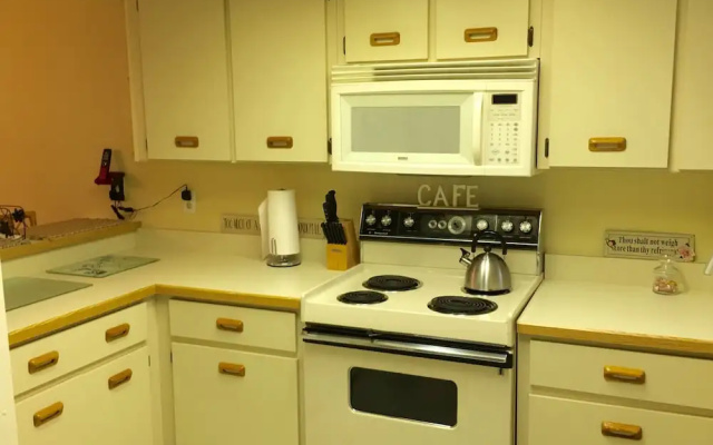 Sea Woods 2bdrm Villa 4245